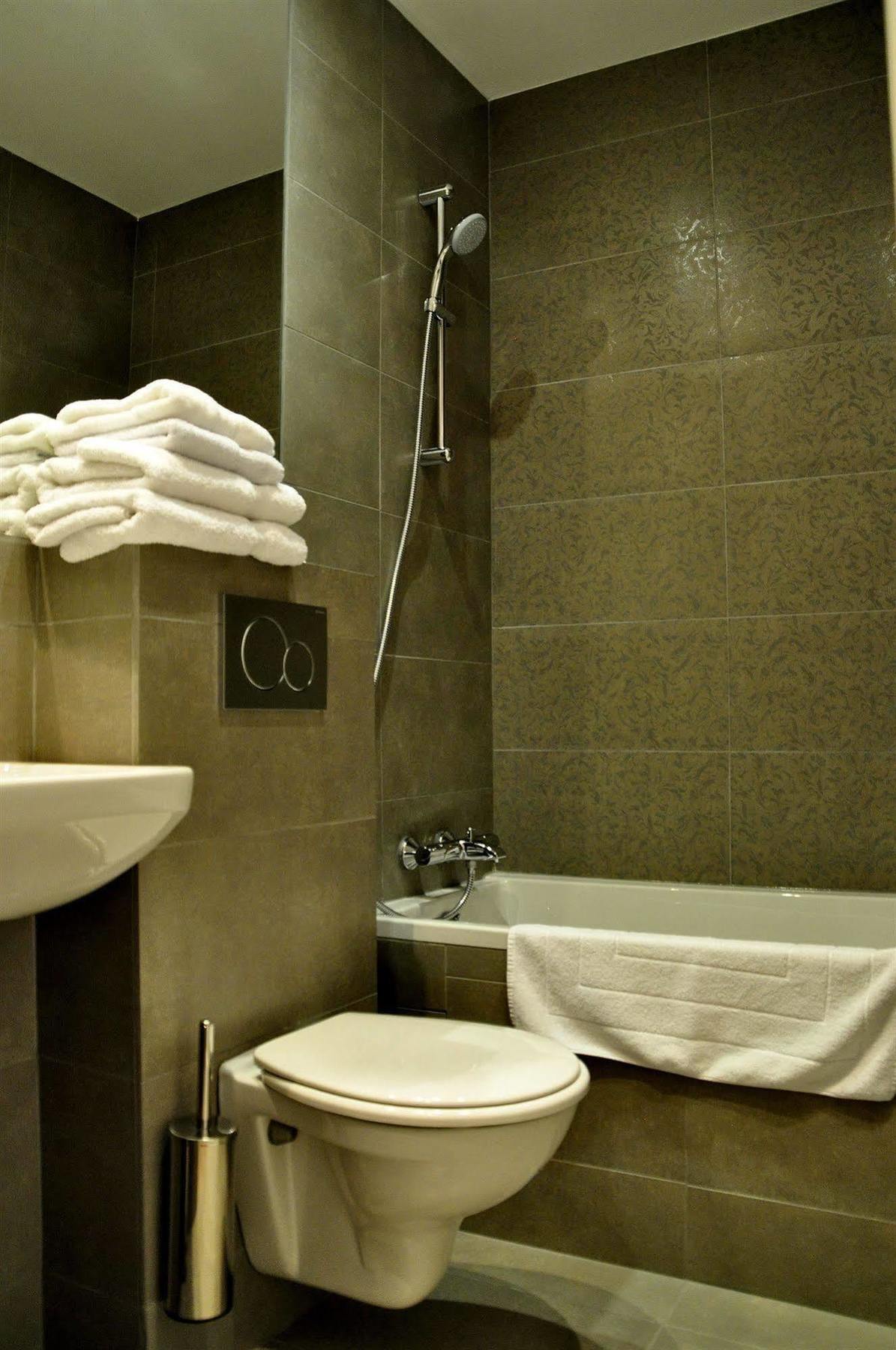 Hotel Floridor Etoile Aulnay-sous-Bois Buitenkant foto